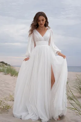Выбираем идеальное пляжное свадебное платье для свадьбы на берегу моря