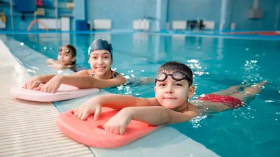 Как научиться плавать взрослым и детям: 6 советов от тренеров | РБК Life