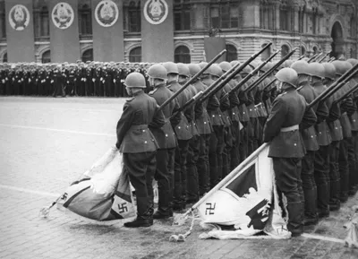 Демонстрация силы: как готовился Парад Победы 1945 года | Статьи | Известия