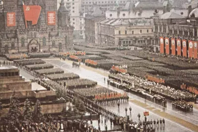 File:Парад Победы на Красной площади 24 июня 1945 г. (4).jpg - Wikimedia  Commons