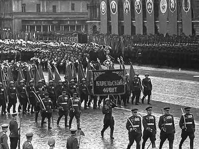 Парад Победы 1945 года на Красной площади - ГБОУ ДПО МЦПС