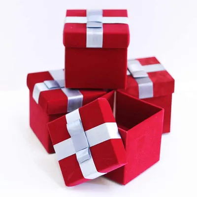 Подарочные коробки на заказ - Картонные подарочные коробки оптом