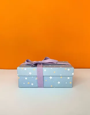 Подарочная коробка крышка-дно с внутренними бортами, лентой и печатью  изображения