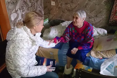 Первая помощь пожилым людям в пансионате в Воронеже | Времена года