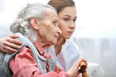 Нужна ли старикам социальная помощь? - Senior Group
