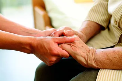 Психологическая помощь пожилым людям – нужна ли? | Пансионат Сабриново |  Дзен
