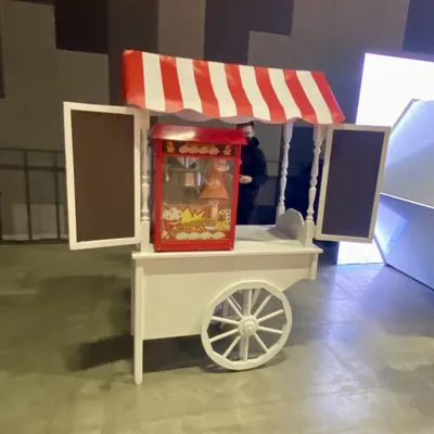 Аренда попкорн-машины (аппарата) для мероприятий в Москве и СПб: вкусное  угощение для всех гостей