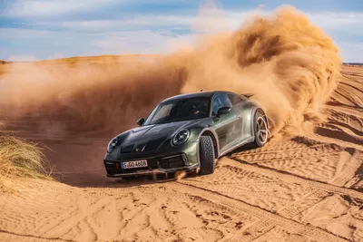 Новый Porsche 911: фото, видео (и мы знаем цены в России)