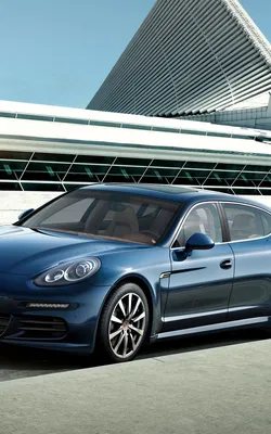 Porsche Panamera, grey, на скоростном…» — создано в Шедевруме