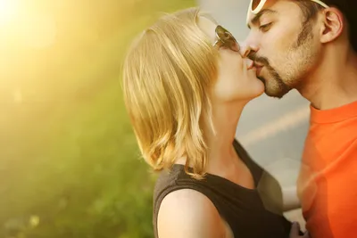 18 видов поцелуев и их значение