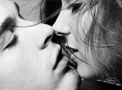Страстный поцелуй , страсть, желание, …» — создано в Шедевруме