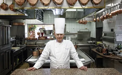 Умер «отец французской кухни» шеф-повар Поль Бокюз — РБК
