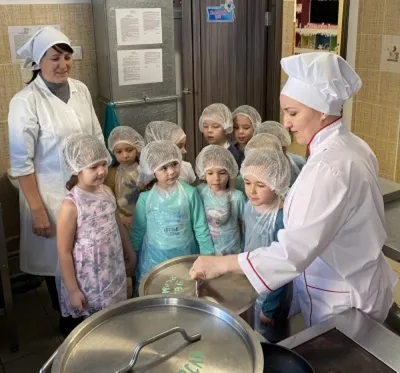 Требуется оптыный повар для детского сада: Договорная ᐈ Повара | Бишкек |  46296272 ➤ lalafo.kg