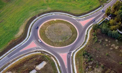 Круговое движение ПДД: Правила проезда перекрёстков с круговым движением |  Пикабу