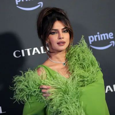 Priyanka Chopra 'cried' because she is not 'sample size'