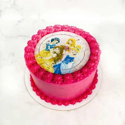 Торт Принцессы Диснея 👸👑👗🥻🦋 Вес торта 2,5 кг. С начинкой \"Медовик\" с  кремом пломбир. Высота торта 15,5 см. Диаметр 17 см. По вопросам… |  Instagram