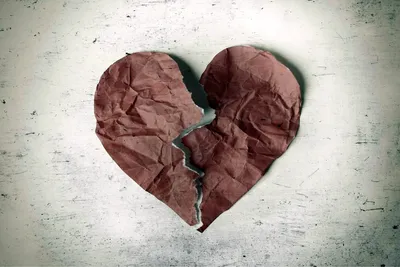 Любовь разбитое сердце слезы» — создано в Шедевруме
