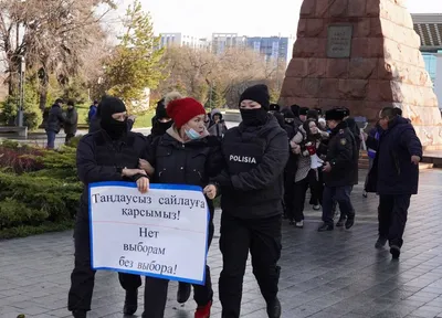 Акция протеста работников \"Лукойла\" в Бургасе - Новости
