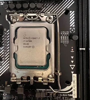 Процессор Intel Core i5 10400 OEM (CM8070104282718, SRH78) — купить, цена и  характеристики, отзывы