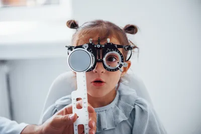 Как проверить зрение ребенку в домашних условиях? | Рекомендации  офтальмолога | - YouTube