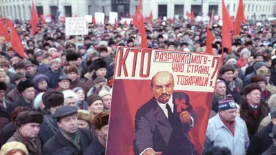 Назван процент россиян, сожалеющих о распаде СССР - Газета.Ru | Новости