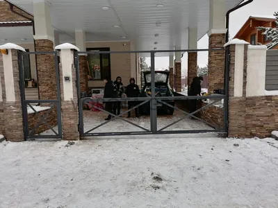 Автоматические распашные ворота заказать в Москве