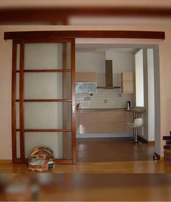 Межкомнатные раздвижные двери из белого МДФ с узорчатым стеклом. Мебель на  заказ в Ростове-на-Дону