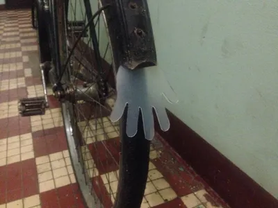 Как сделать стойку (подставку) для ремонта велосипеда своими руками
