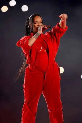 How Much Is Rihanna Getting Paid for the Super Bowl? Nothing