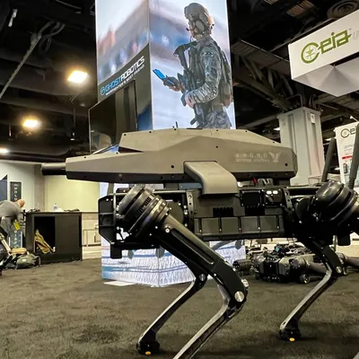Робопса Boston Dynamics научили разговаривать с людьми: помог ChatGPT -  Чудо техники