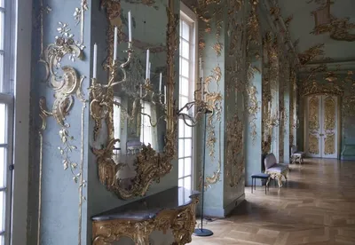Rococo revival room hi-res stock photography and images - Alamy