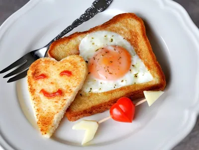 Создай атмосферу романтический завтрак» — создано в Шедевруме