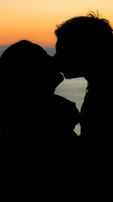 Романтика, да и только! Самые известные поцелуи, вошедшие в историю |  Faberlic Журнал | Дзен