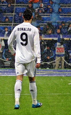 FA дисквалифицировала Роналду на два матча за инцидент с телефоном  болельщика-аутиста