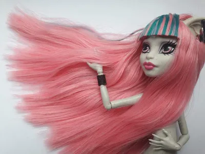 MONSTER HIGH Кукла Рошель Гойл (Rochelle Goyle) серия \"Страшное  путешествие\" - «Французский стиль Monster High!» | отзывы