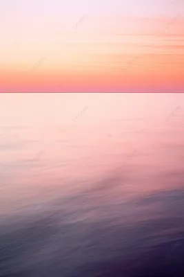 Прекрасный розовый закат над морем с небом и белыми облаками. Стоковое  Изображение - изображение насчитывающей природа, пинк: 181380173
