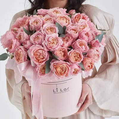 Букет из 51 розовой розы в шляпной коробке - купить в Москве по цене 3790 р  - Magic Flower