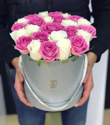 Красивый букет в коробке (52 фото) | Букет, С днем рождения, Розовые розы