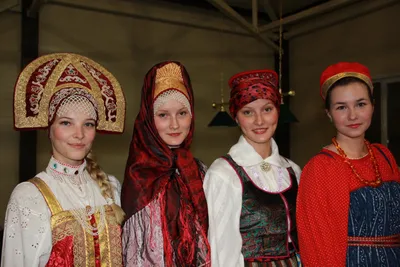 Девичьи и женские русские народные костюмы: n_costume — LiveJournal