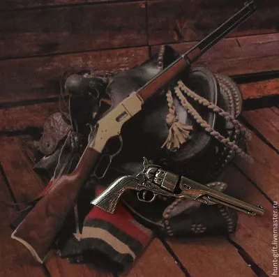 деревянная ручка охотничьего ружья на темном деревянном фоне Стоковое Фото  - изображение насчитывающей война, таблица: 220220814