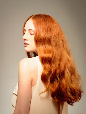 Рыжий цвет волос [20 фото] – кому идут темные, светлые, огренно-яркие,  холодные оттенки