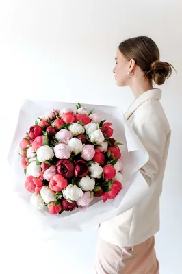 Букет кустовых роз с белыми розами - Арт. 1221
