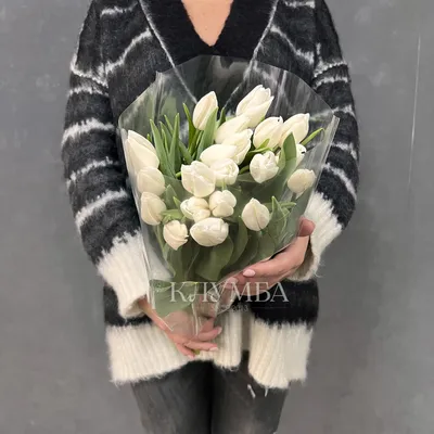 Тюльпаны на 8 марта купить в Москве ✿ Доставка: 0 ₽ при заказе от 3 000 ₽ ✿  Букеты цветов от Venus in Fleurs