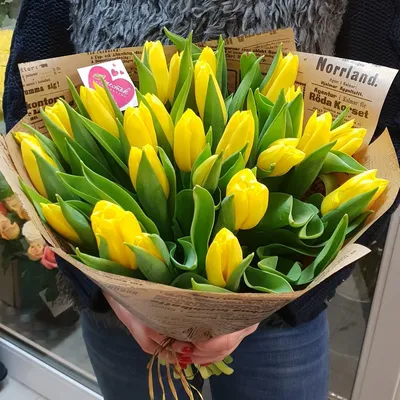 Жёлтые тюльпаны – не вестники разлуки: что на самом деле означают цветы к 8  Марта - sib.fm