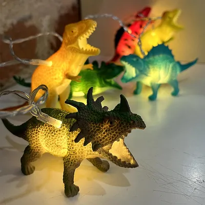 Фонтаны из шаров с динозаврами - купить с доставкой в Москве от \"МосШарик\"