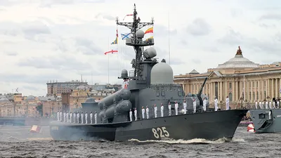 С Днем Военно-морского флота!