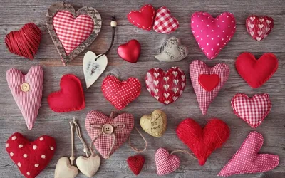 10 поделок из фетра ко Дню святого Валентина