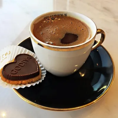 С добрым утром! чашка кофе на …» — создано в Шедевруме
