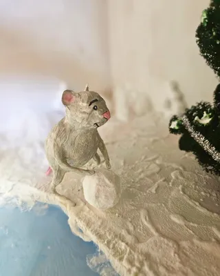 Гигантская милая мышка с мышатами в…» — создано в Шедевруме