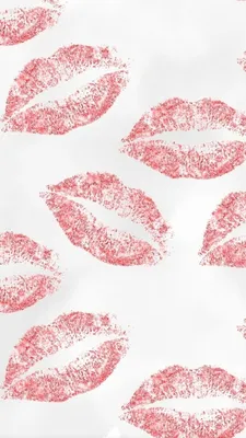 Section hairstudio - @section_hairstudio Маникюр с поцелуйчиками 💋 для  смелых и ярких девушек ❤️ #section_nails | Facebook